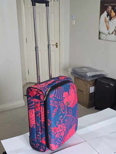 Tripp floral softshell wheeled - tripp,