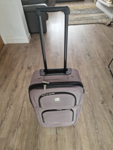 Tripp hybrid cabin - cabin, suitcase